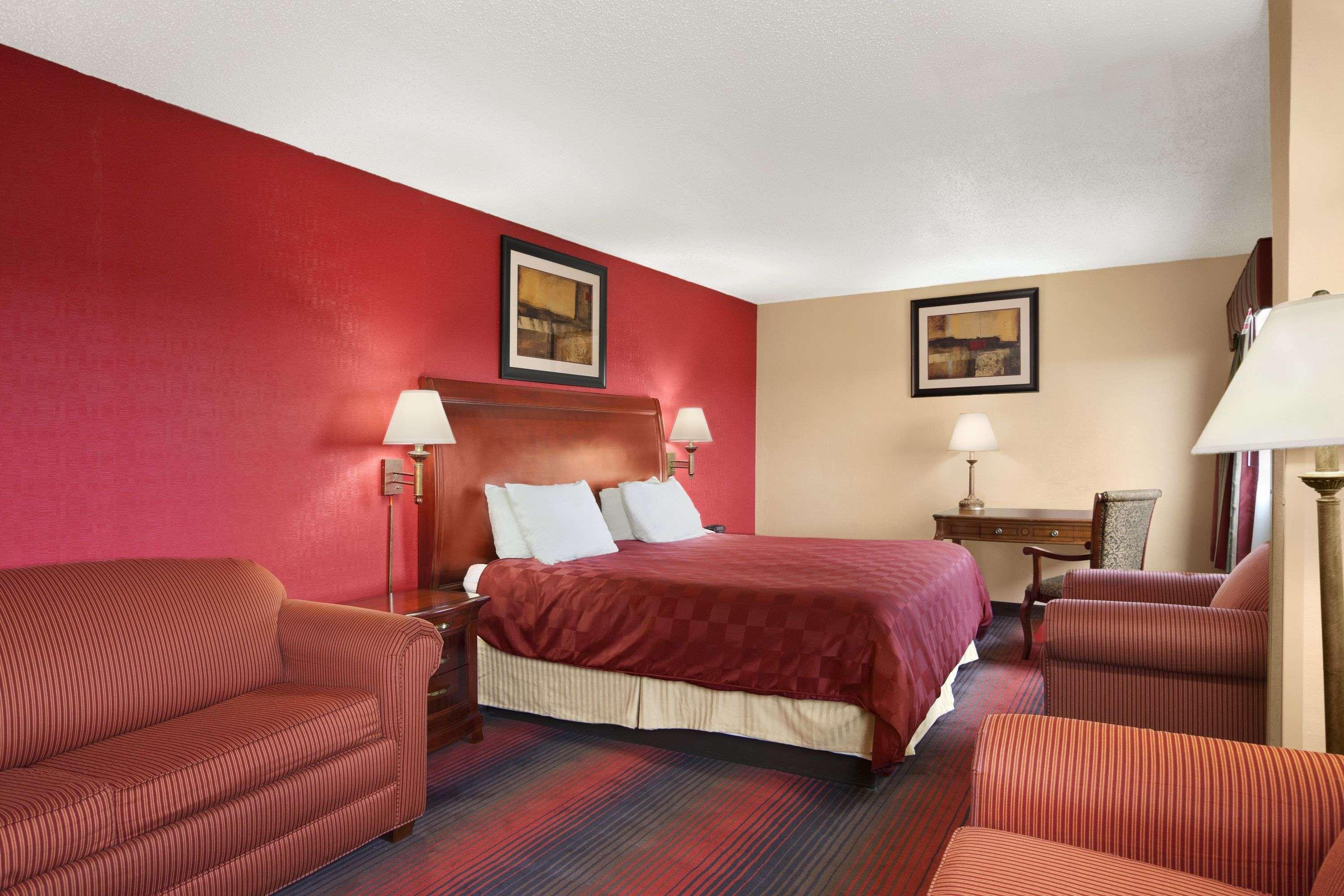 Hotel Ramada By Wyndham East Orange Exteriér fotografie